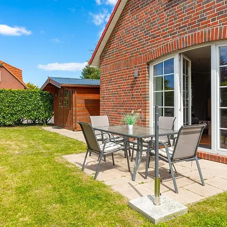 Haus Otter Holiday home Norden